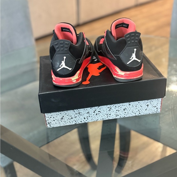 Jordan thunder 4s